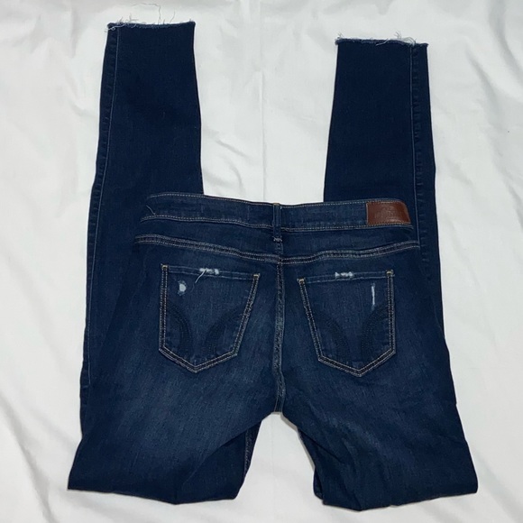 Hollister Low Rise Super Skinny Jeans. W 27 L 32 actual inseam measurement 31 in - Picture 5 of 11